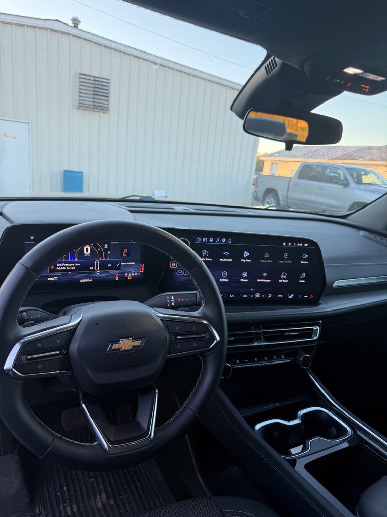 2025 Chevrolet Traverse LT - Photo 9