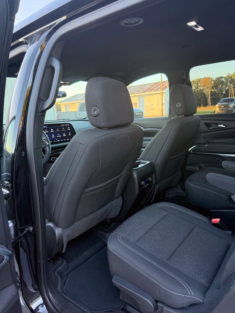 2025 Chevrolet Traverse LT - Photo 14