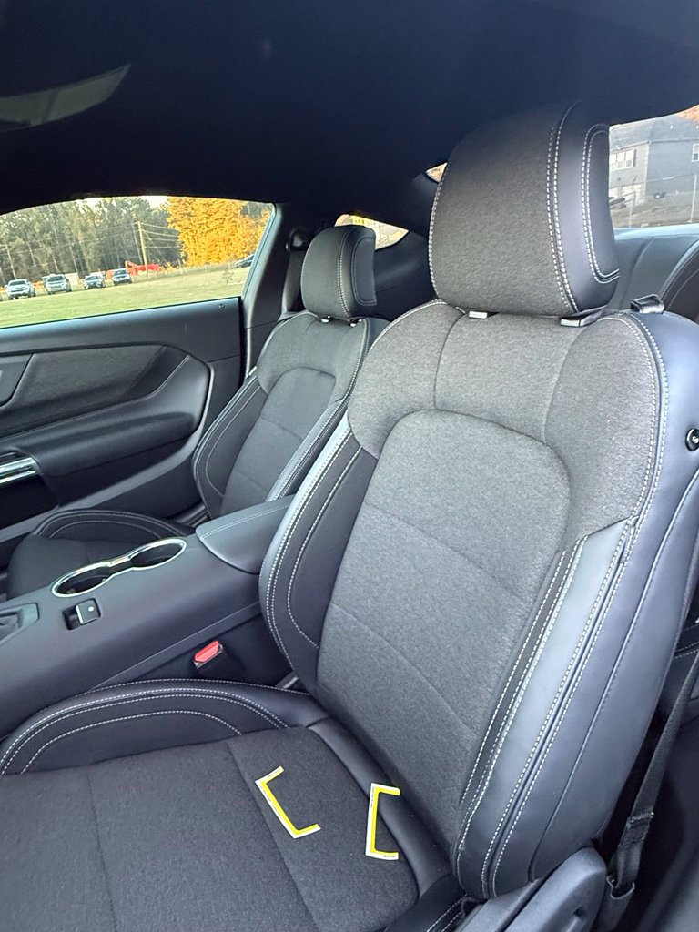 2026 Ford Mustang GT - Photo 11