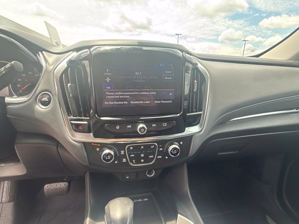 2021 Chevrolet Traverse Premier - Photo 23