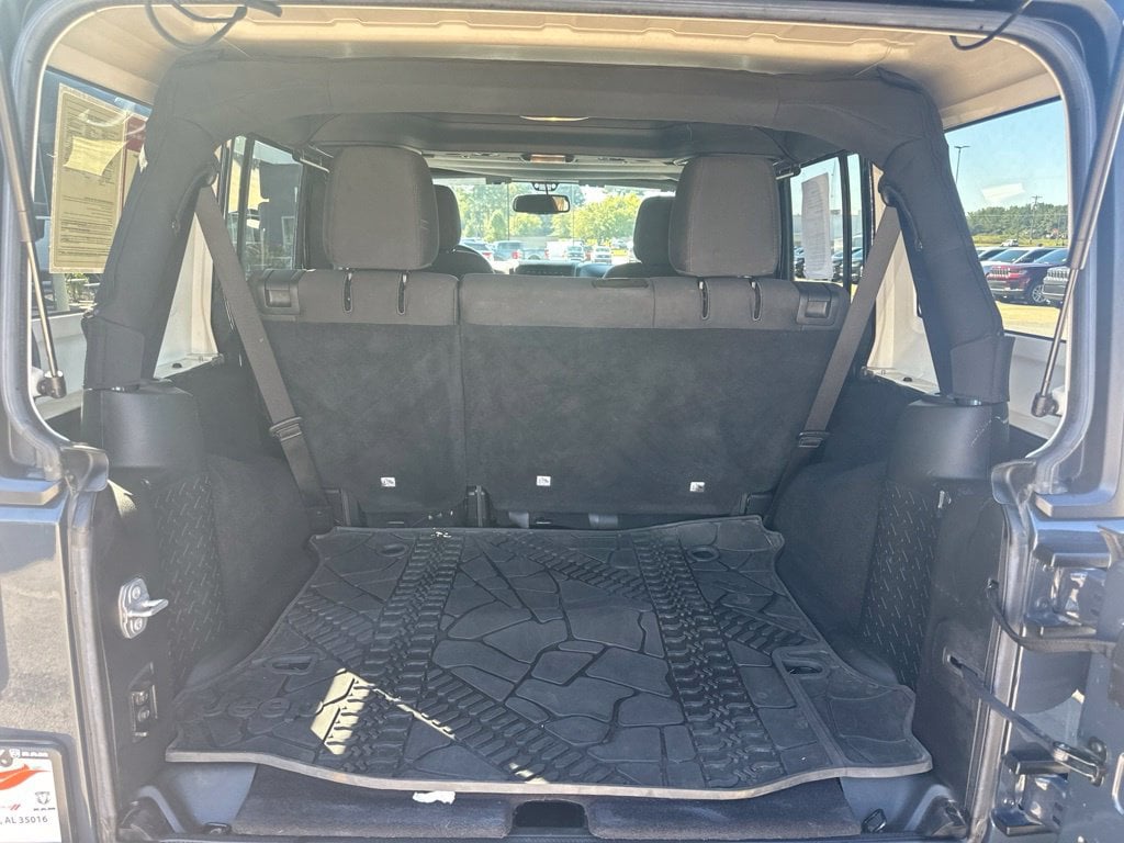 2017 Jeep Wrangler Unlimited Sport S - Photo 10