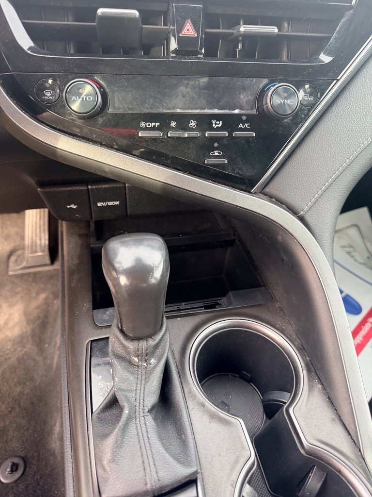 2023 Toyota Camry SE - Photo 13