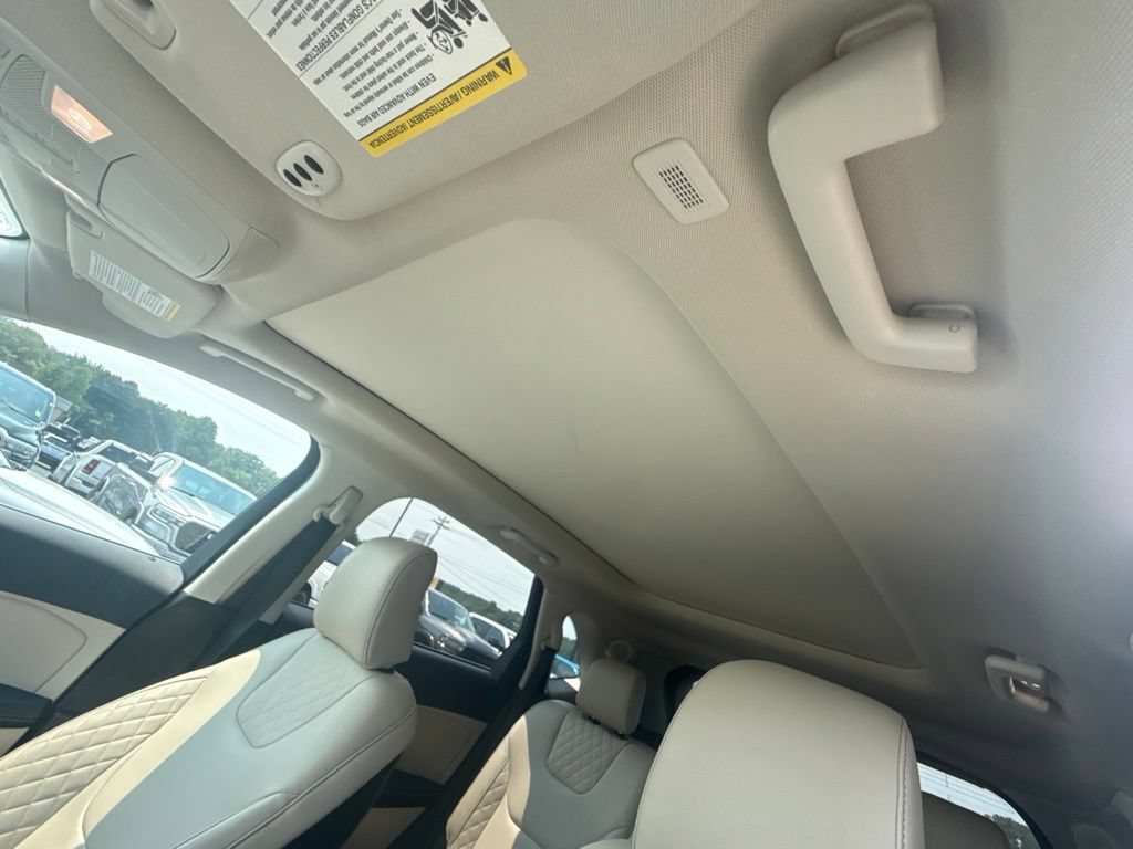 2024 Ford Edge Titanium - Photo 17