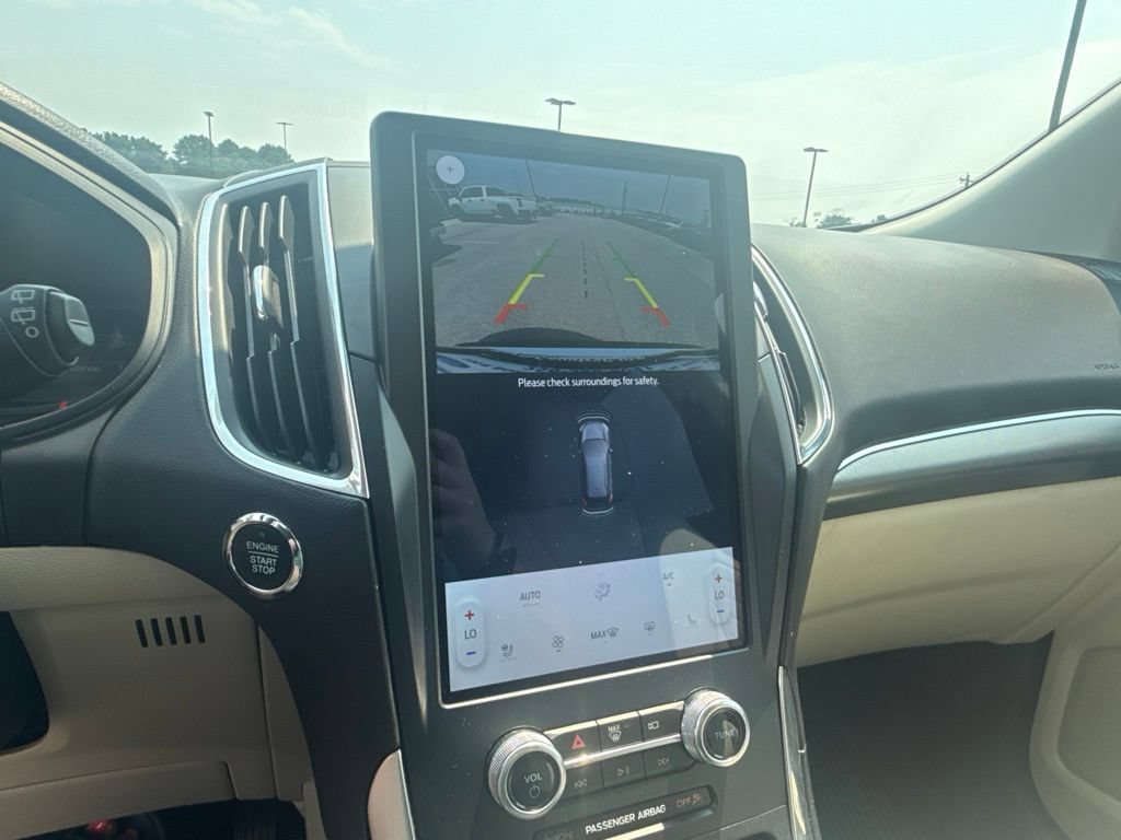 2024 Ford Edge Titanium - Photo 24
