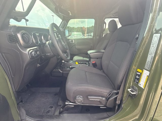 2023 Jeep Gladiator Sport S - Photo 15