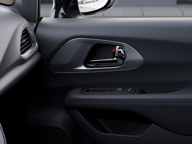 2026 Chrysler Voyager LX - Photo 32