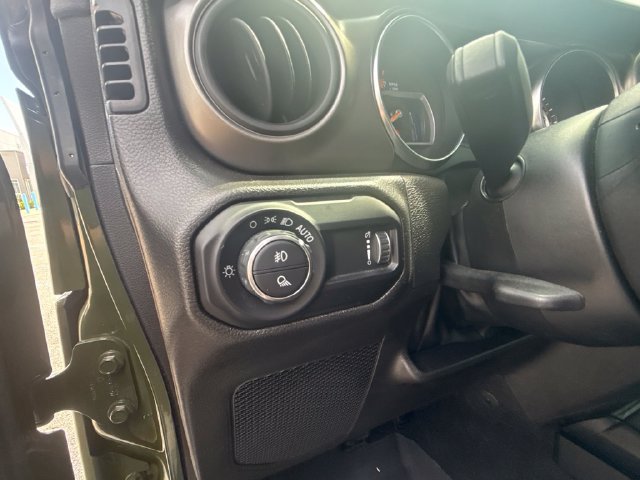 2023 Jeep Gladiator Sport S - Photo 19