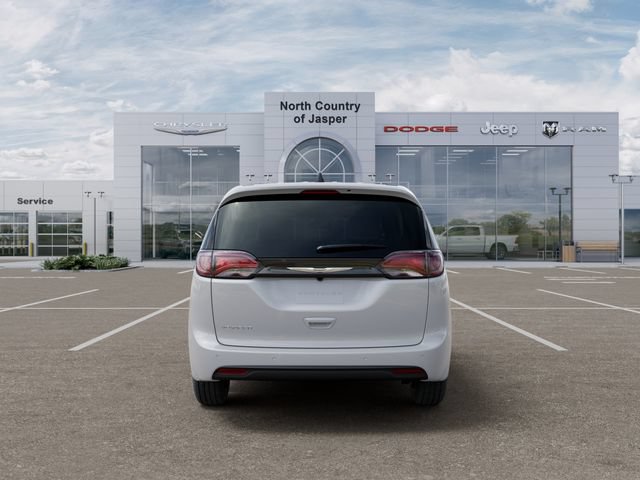 2026 Chrysler Voyager LX - Photo 10