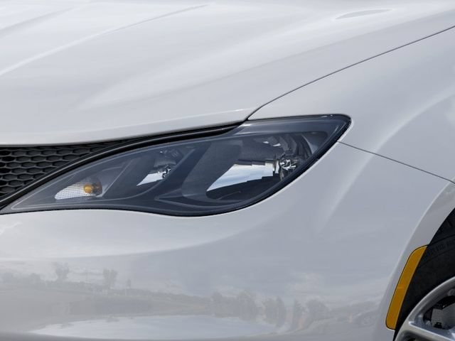 2026 Chrysler Voyager LX - Photo 10