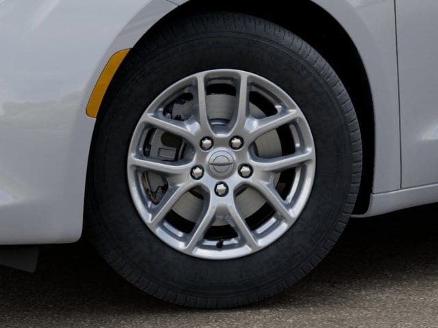 2026 Chrysler Voyager LX - Photo 10