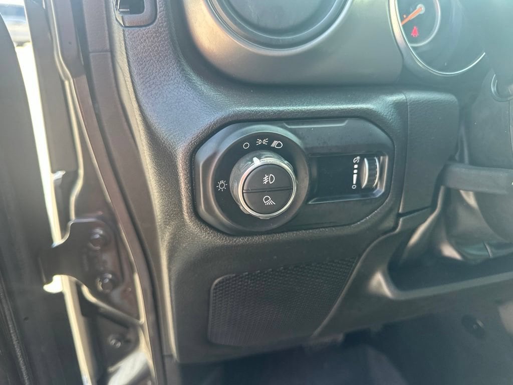 2023 Jeep Gladiator Sport - Photo 10
