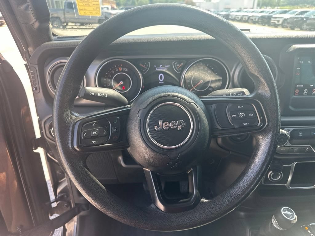 2023 Jeep Gladiator Sport - Photo 11