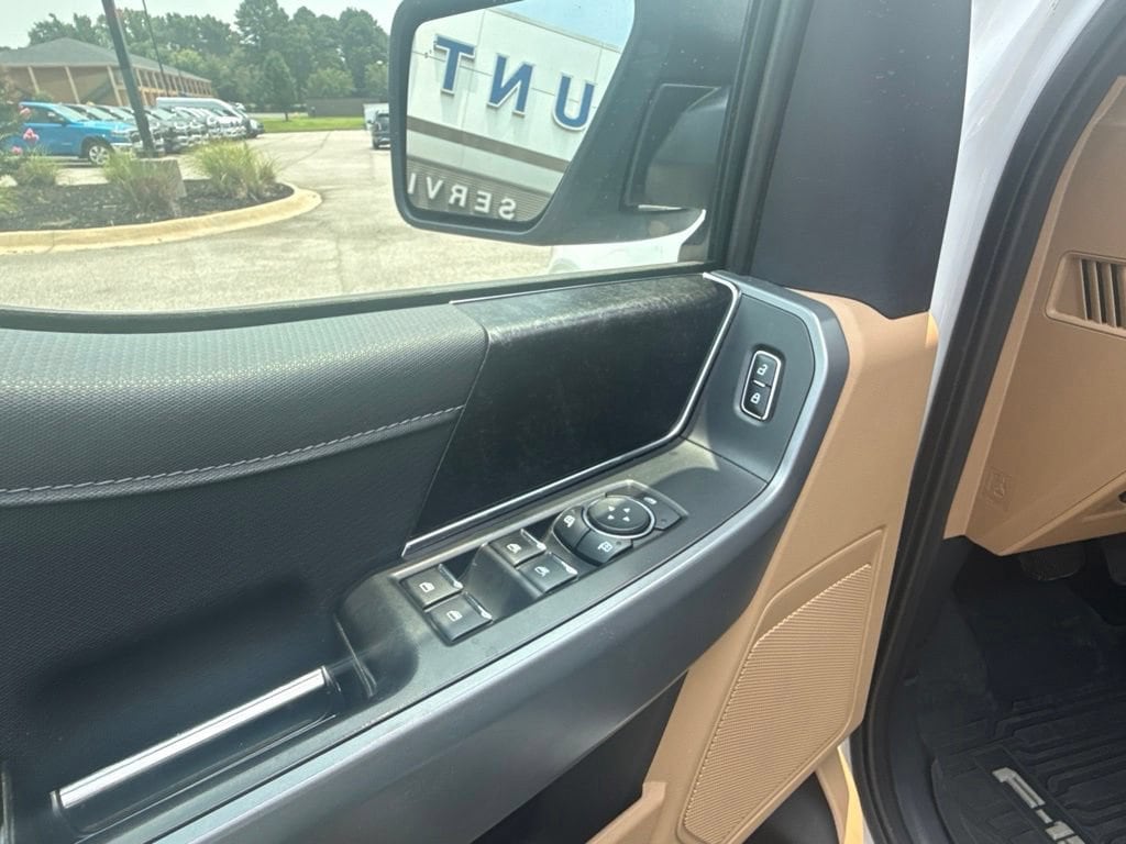 2023 Ford F-150 XLT - Photo 17