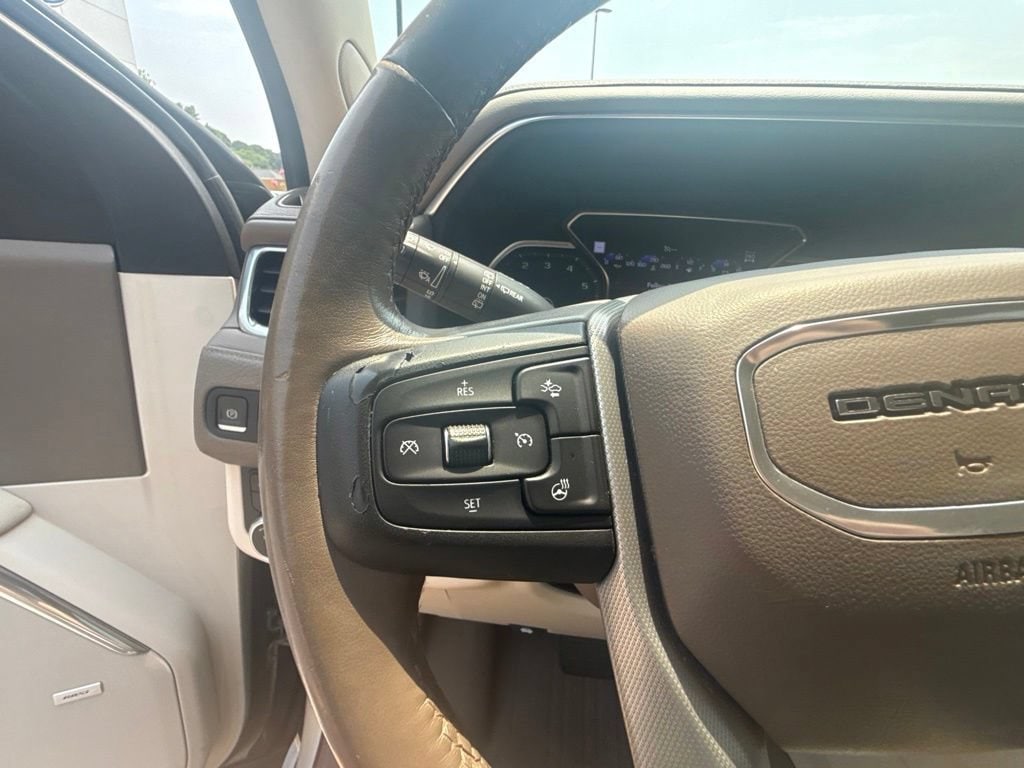2021 GMC Yukon Denali - Photo 24