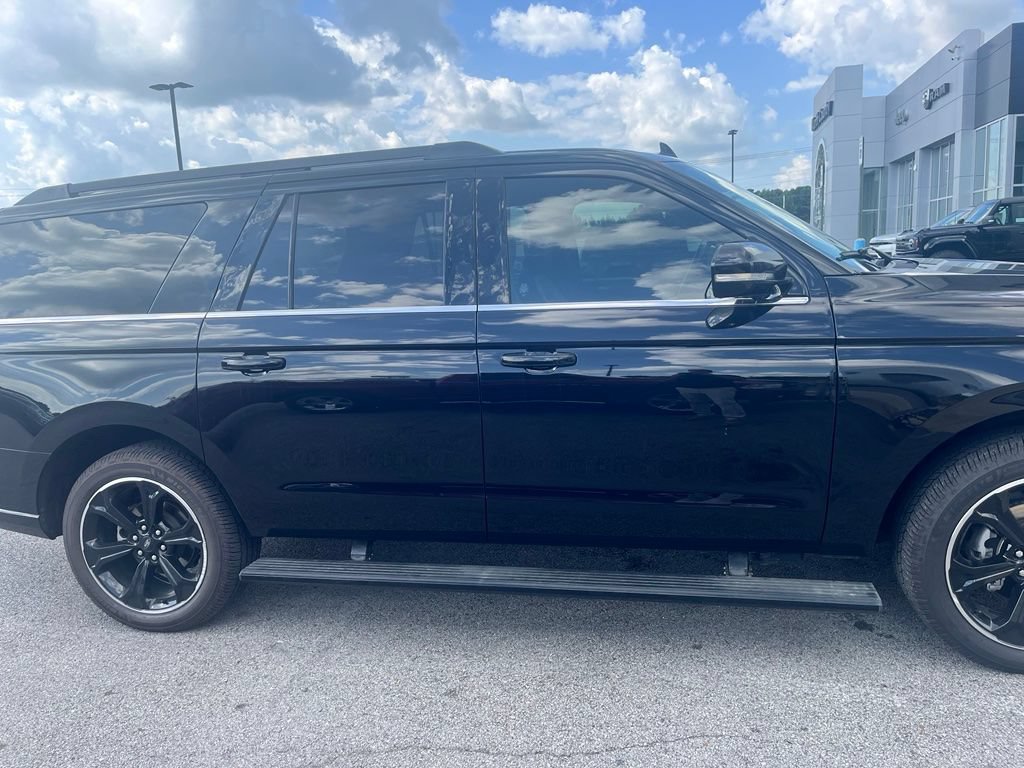 2022 Ford Expedition Limited - Photo 19