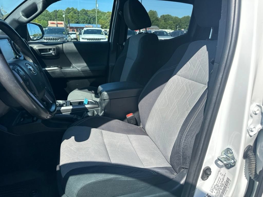 2022 Toyota Tacoma TRD Sport - Photo 16