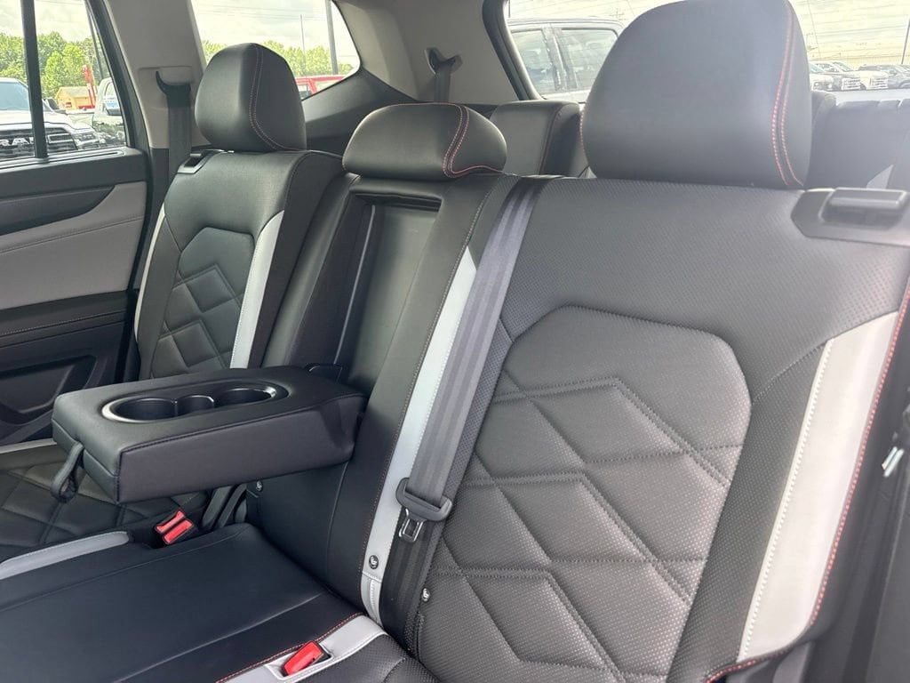 2025 Volkswagen Atlas Atlas Peak Edition - Photo 31