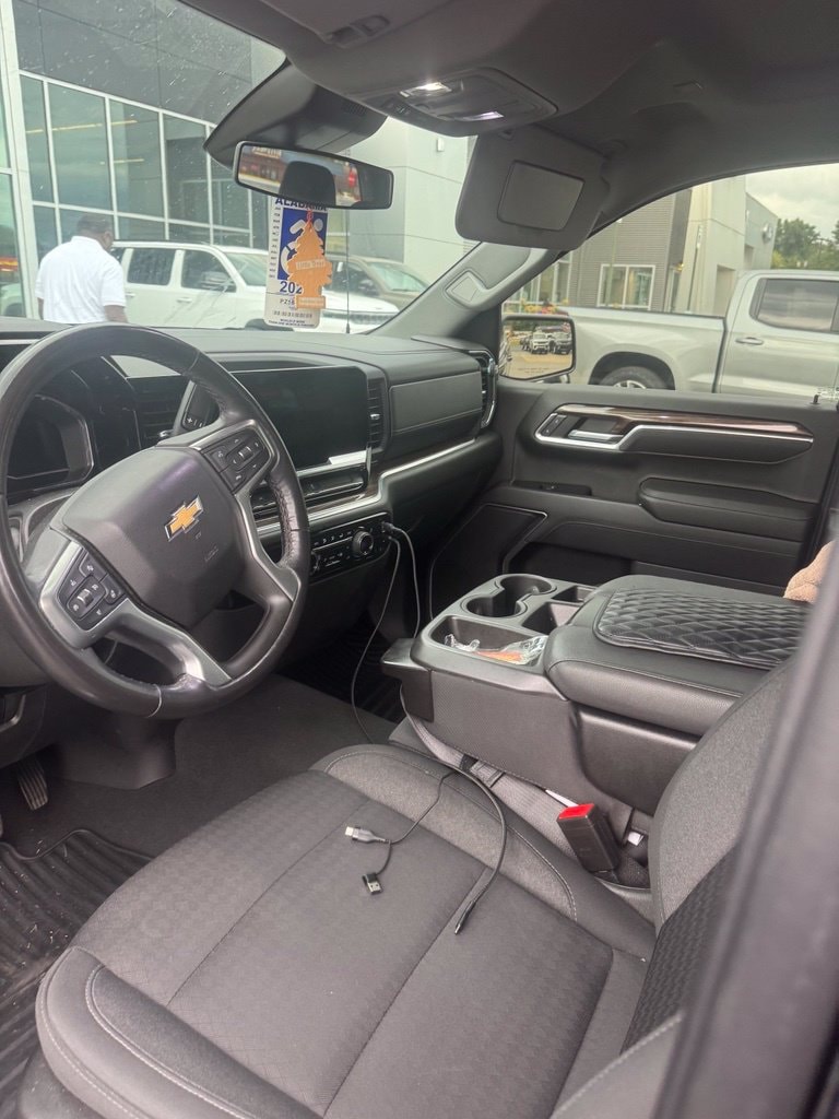 2022 Chevrolet Silverado 1500 LT - Photo 10
