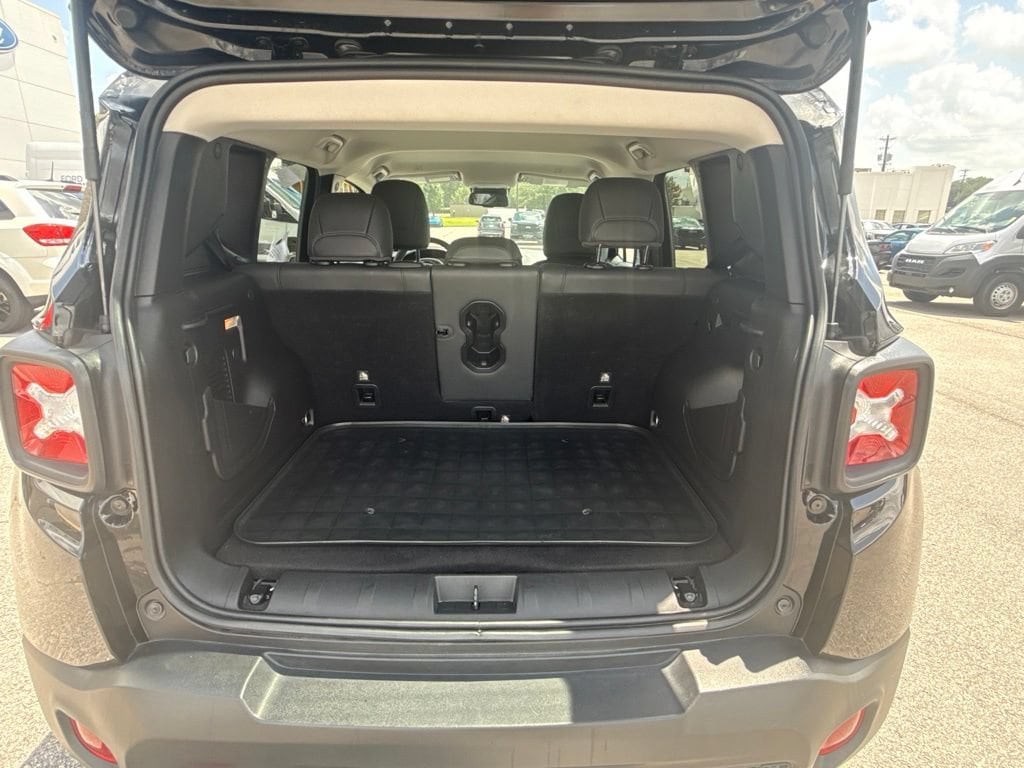 2022 Jeep Renegade Trailhawk - Photo 8