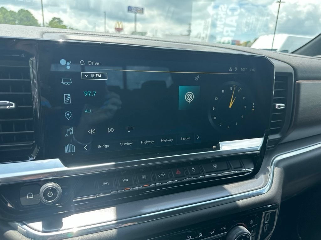 2024 Chevrolet Silverado 1500 High Country - Photo 17