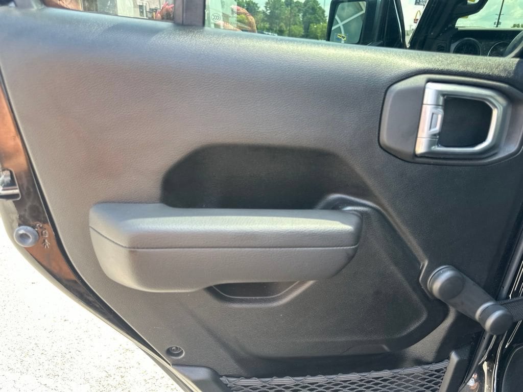 2023 Jeep Wrangler 4-Door Sport - Photo 34