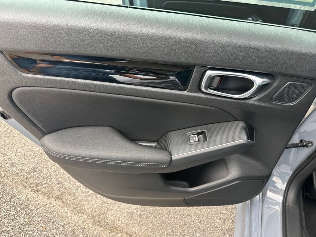 2024 Honda Civic Touring - Photo 22