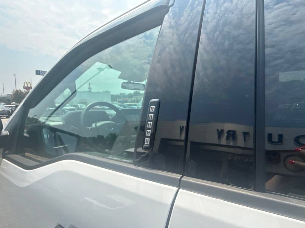 2023 Ford F-150 XLT - Photo 14