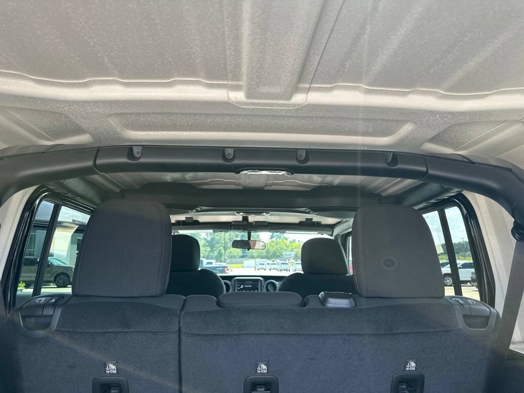 2023 Jeep Wrangler 4-Door Sport - Photo 11
