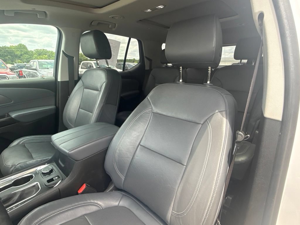 2021 Chevrolet Traverse Premier - Photo 13