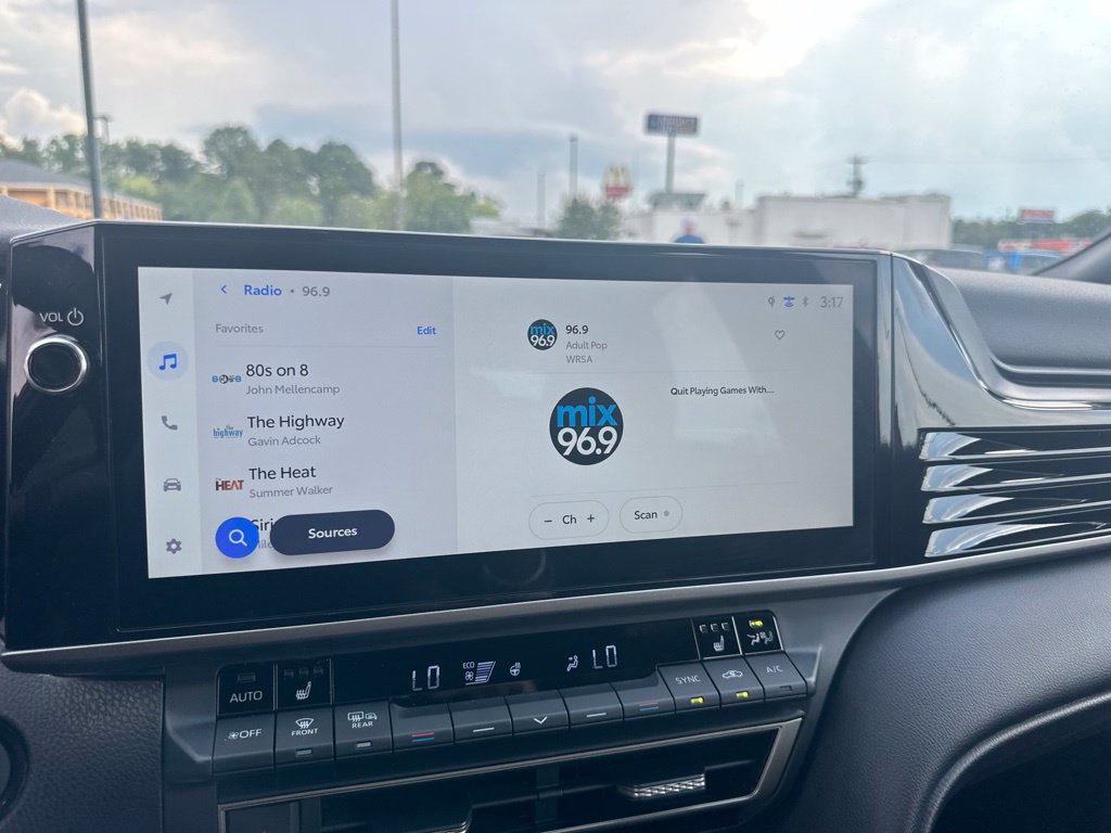 2026 Toyota Camry XSE - Photo 18