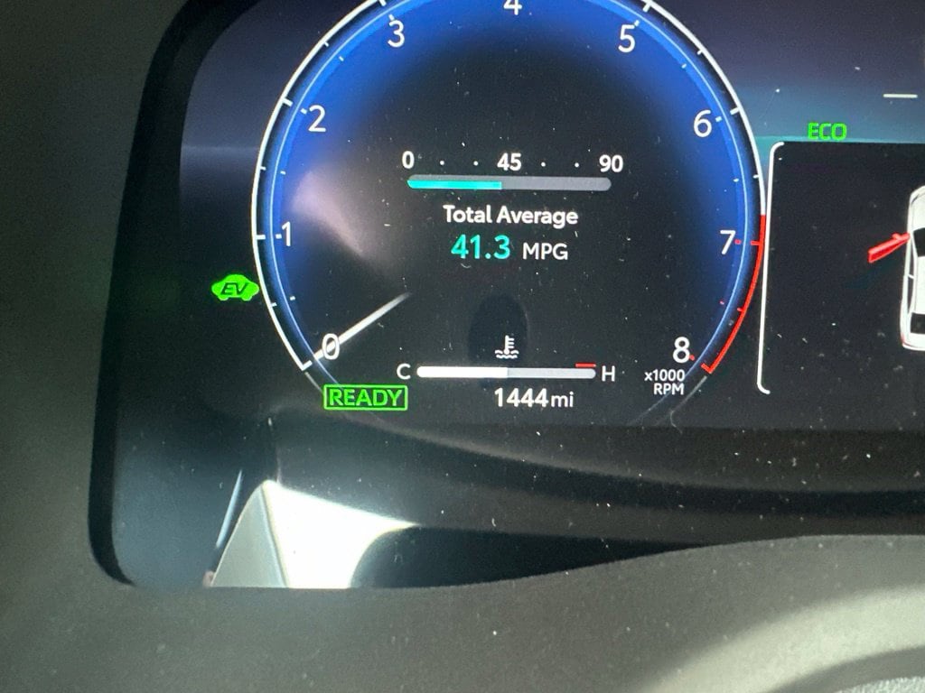 2026 Toyota Camry XSE - Photo 17