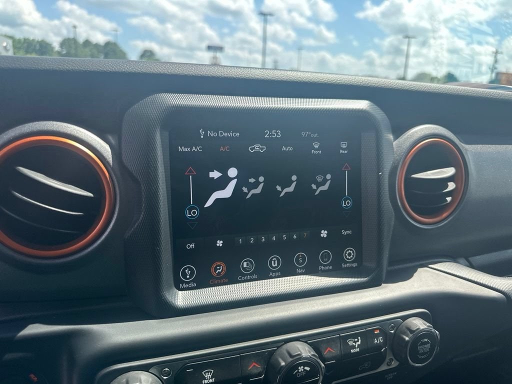 2023 Jeep Gladiator Mojave - Photo 17