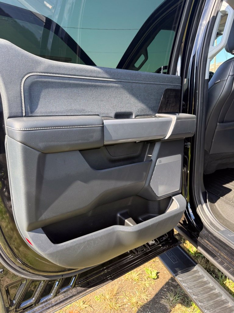 2024 Ford F-350 Super Duty Lariat - Photo 19