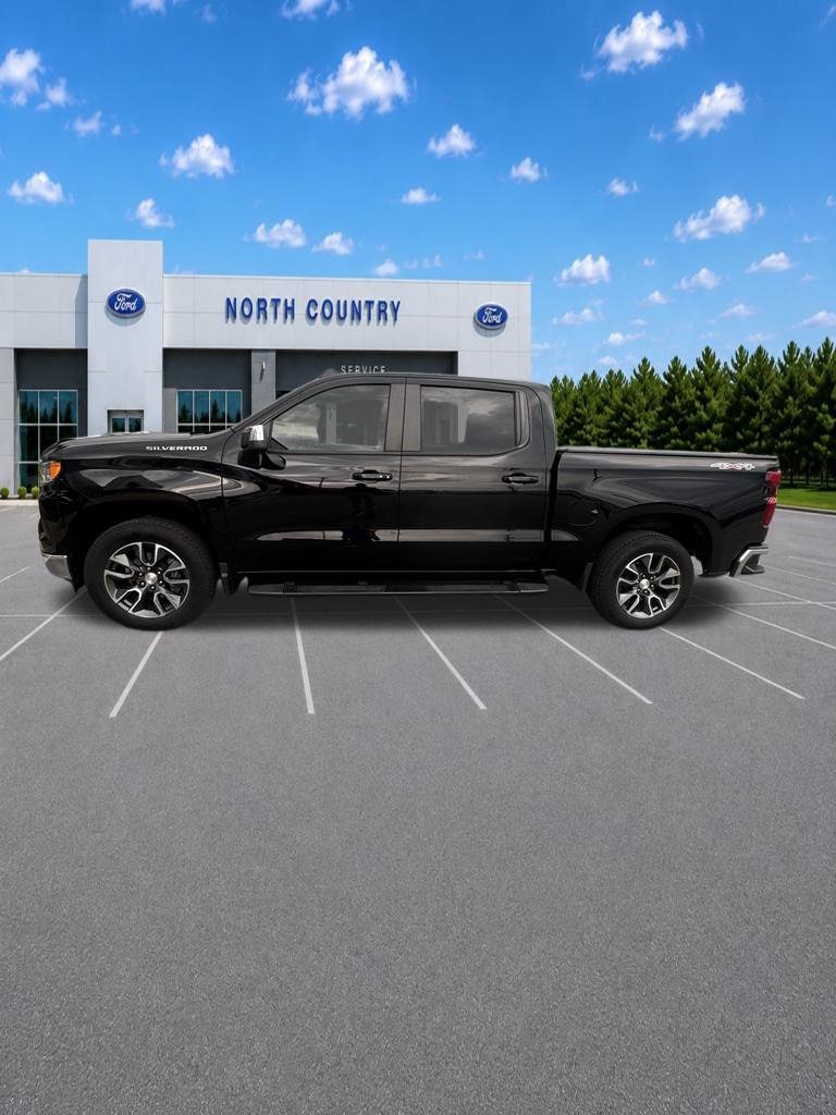 2022 Chevrolet Silverado 1500 LT - Photo 17