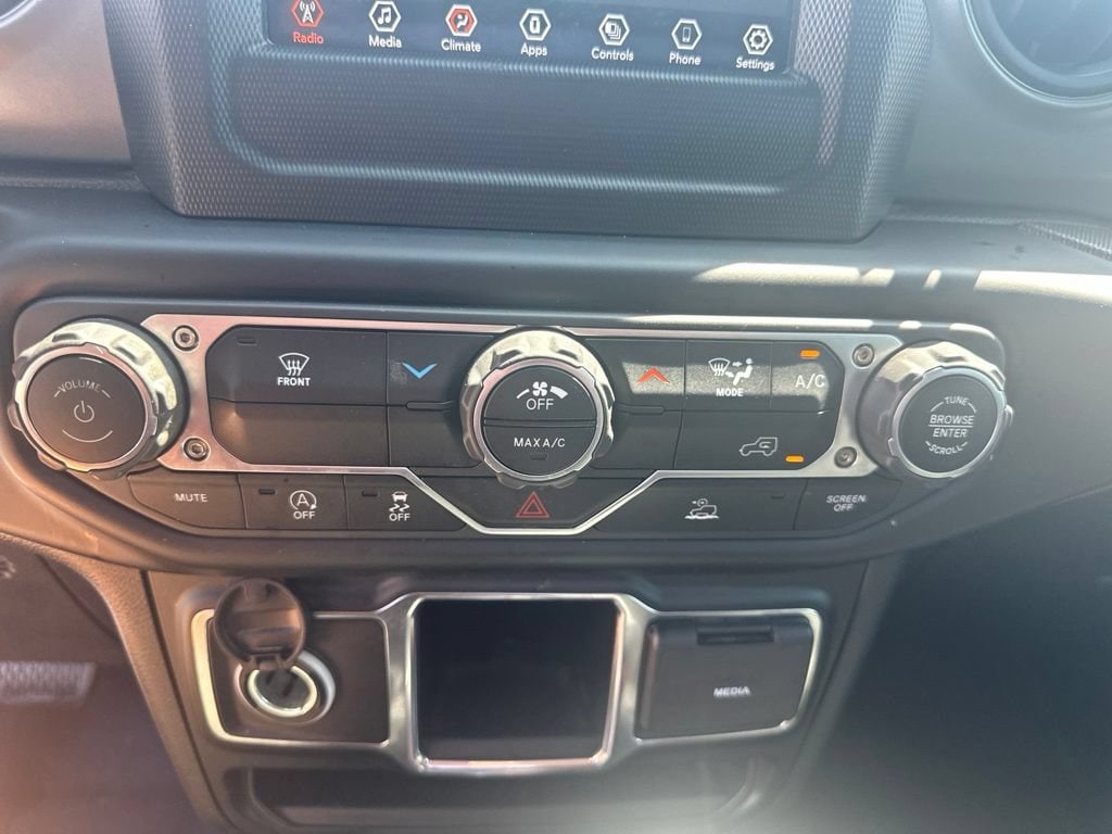 2023 Jeep Gladiator Sport - Photo 17
