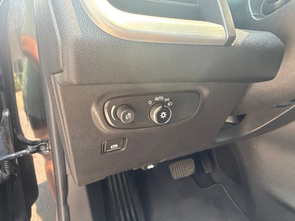 2021 GMC Terrain SLE - Photo 15