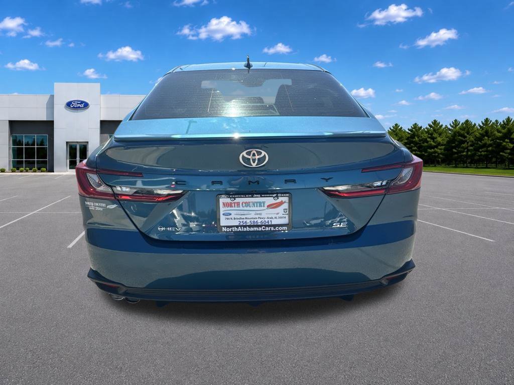 2026 Toyota Camry SE - Photo 9