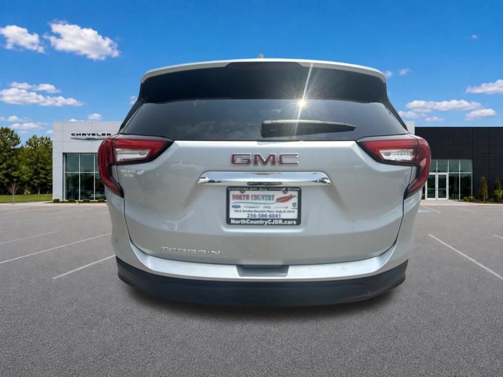 2022 GMC Terrain SLE - Photo 9