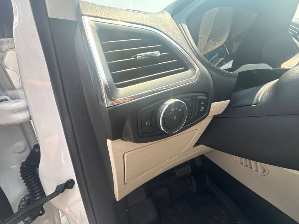 2024 Ford Edge Titanium - Photo 15