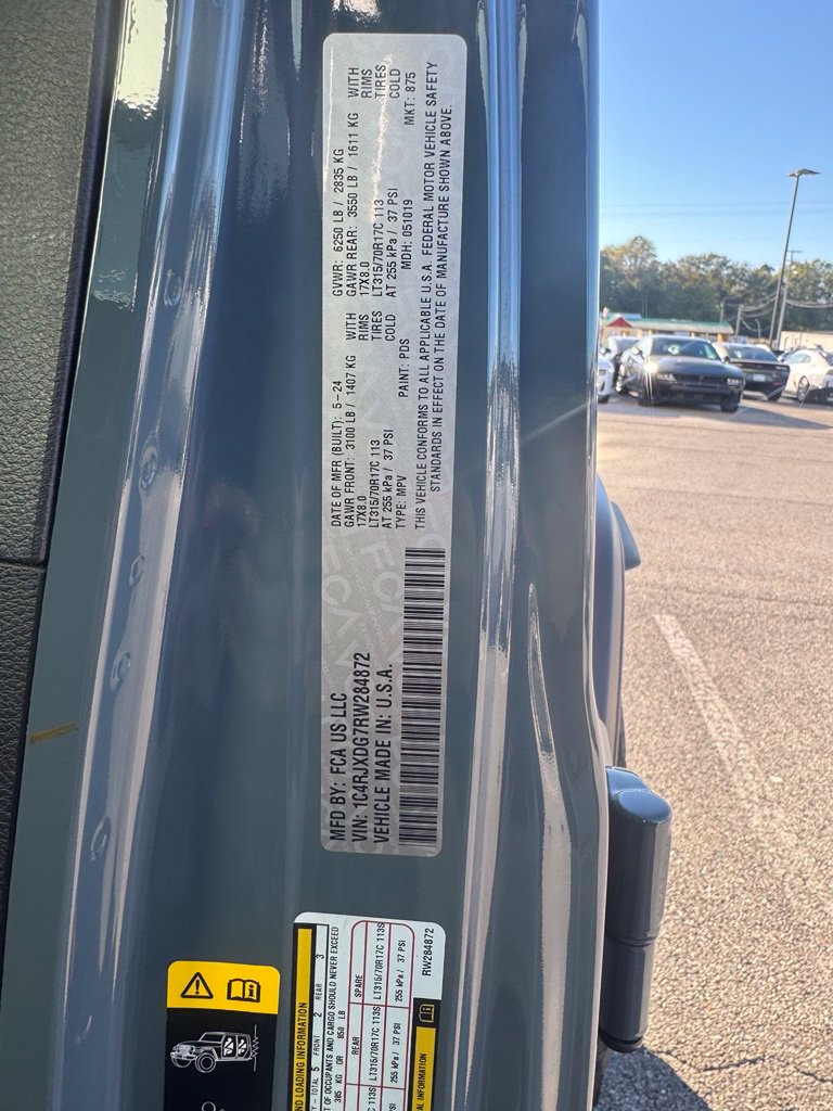 2024 Jeep Wrangler 4-Door Willys - Photo 18