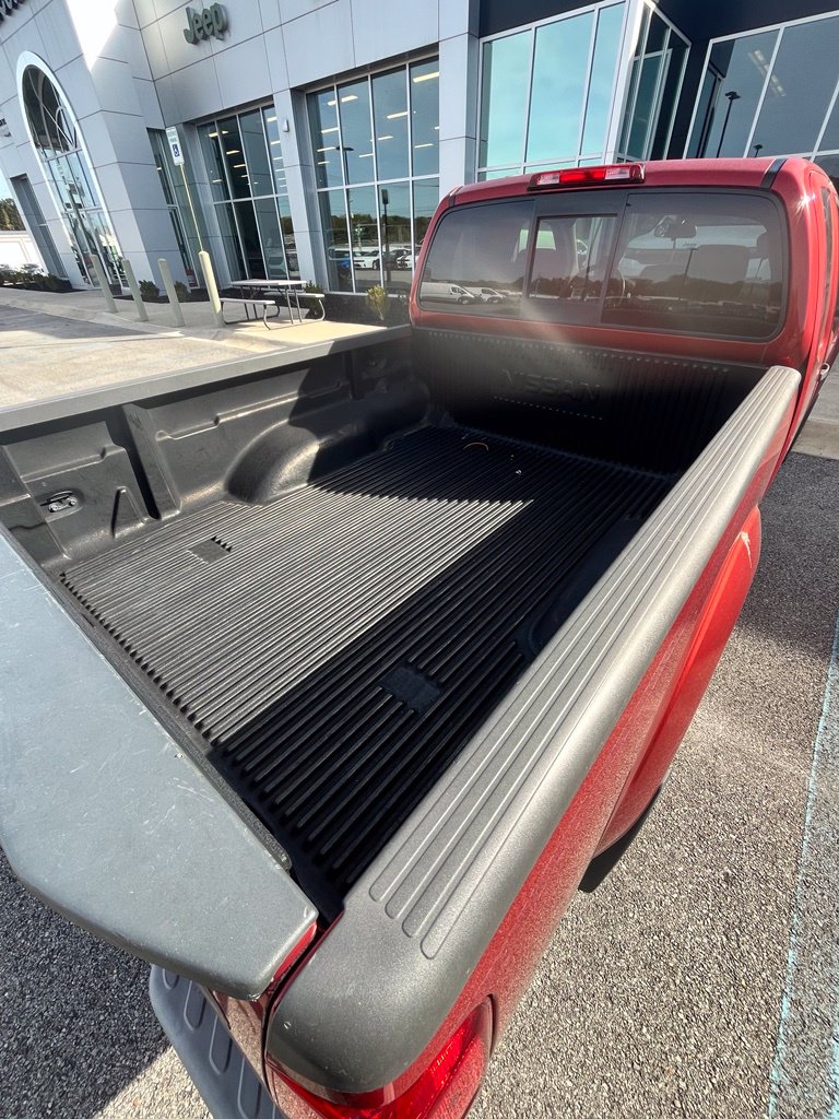 2017 Nissan Frontier SV - Photo 19