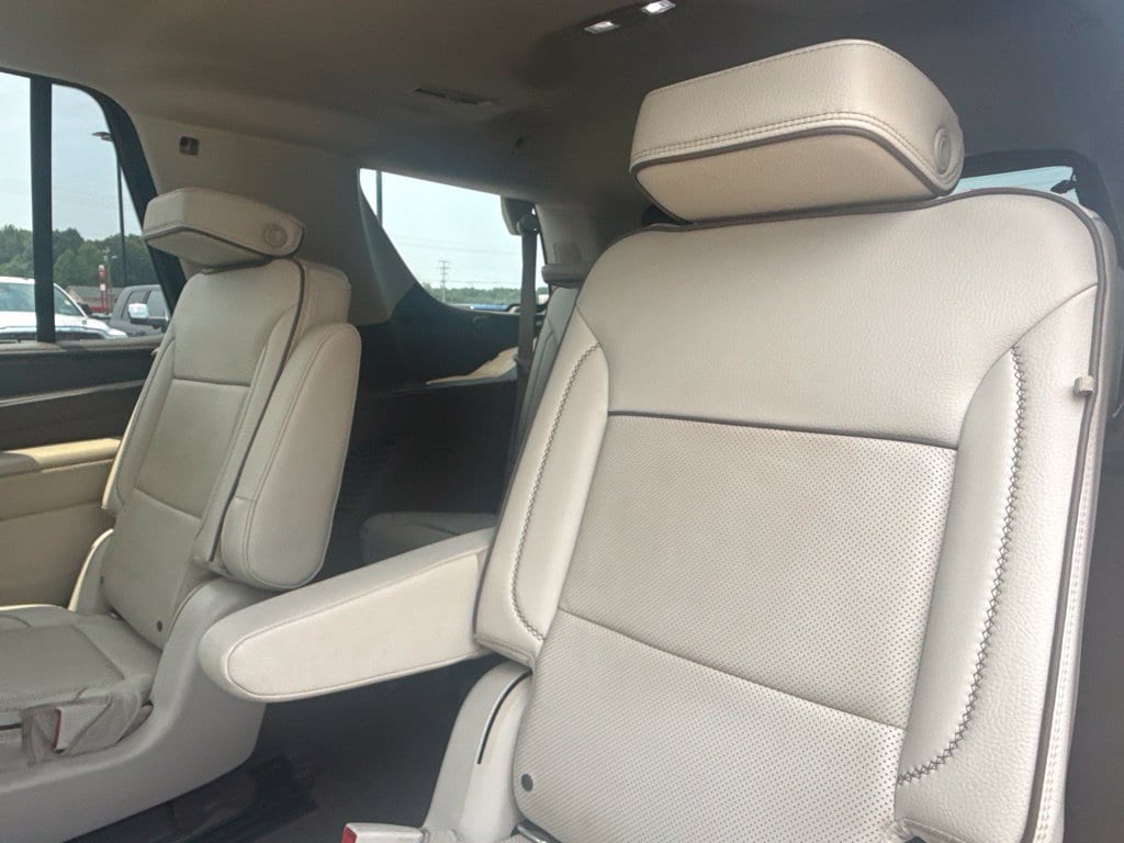 2021 GMC Yukon Denali - Photo 28