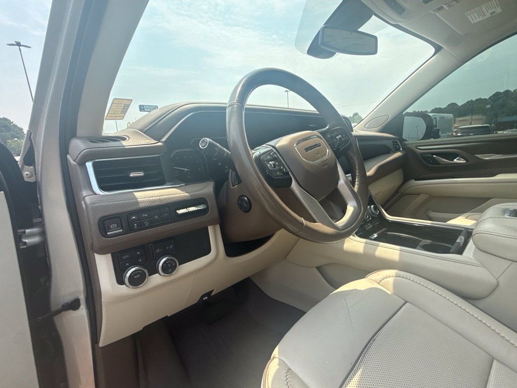 2021 GMC Yukon Denali - Photo 15