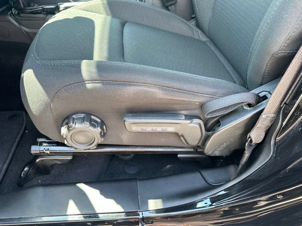 2023 Jeep Wrangler 4-Door Sport - Photo 16