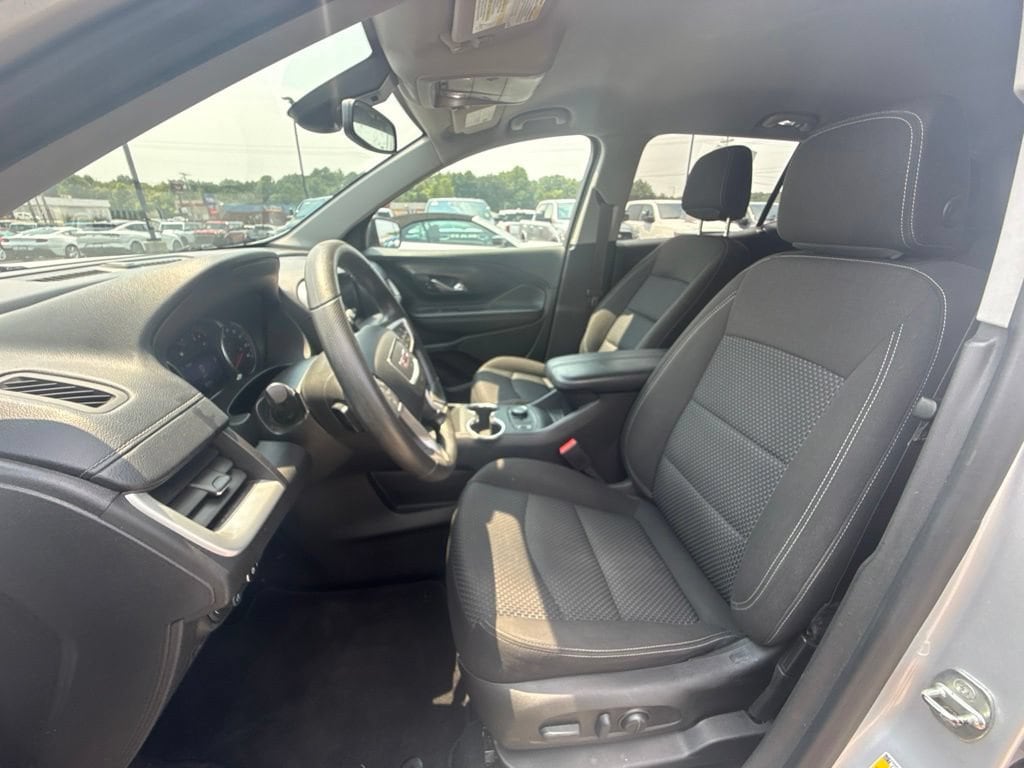 2022 GMC Terrain SLE - Photo 13
