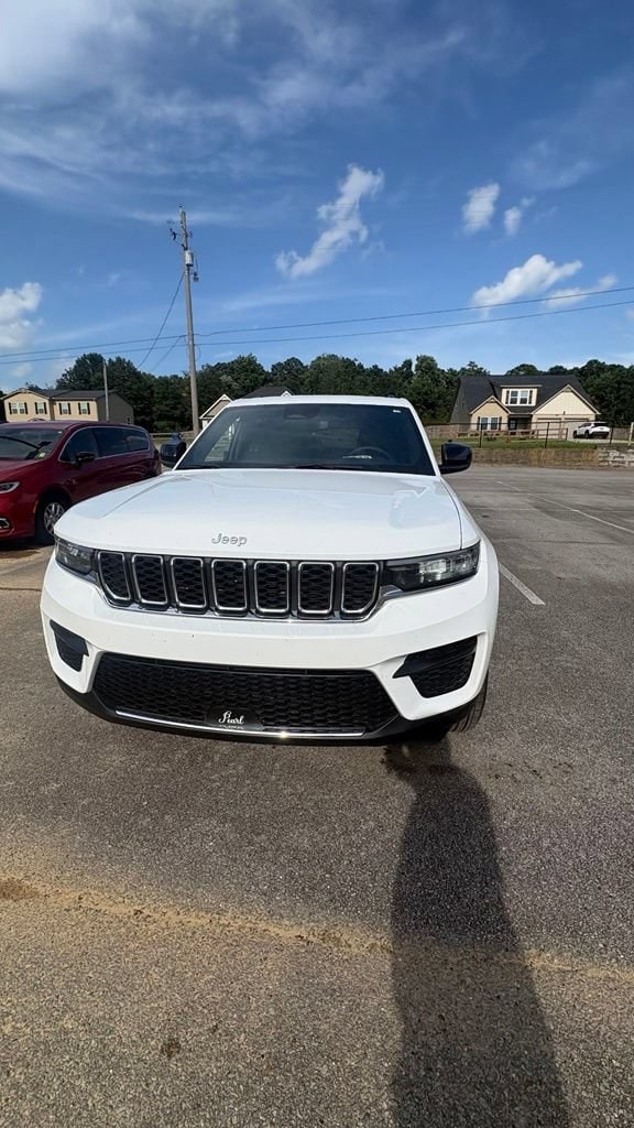 2024 Jeep Grand Cherokee Laredo - Photo 4
