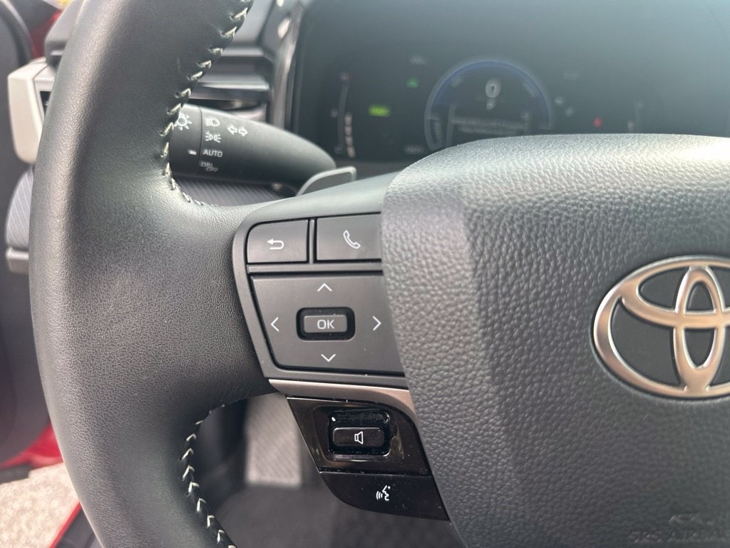 2026 Toyota Camry SE - Photo 14
