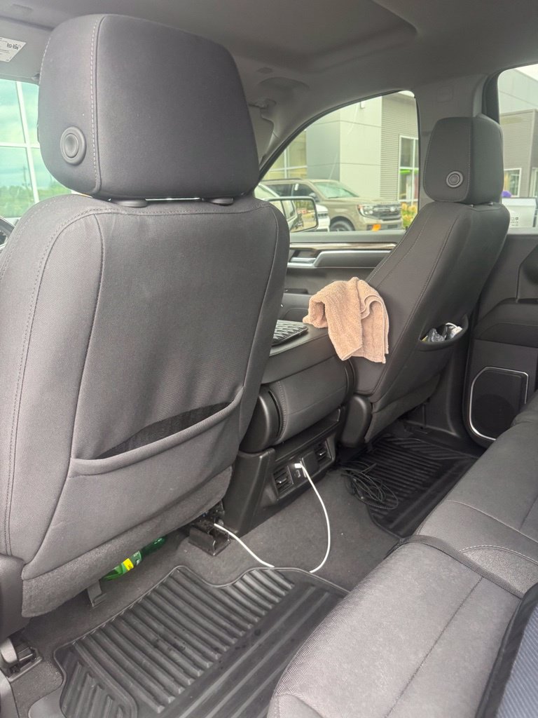 2022 Chevrolet Silverado 1500 LT - Photo 13
