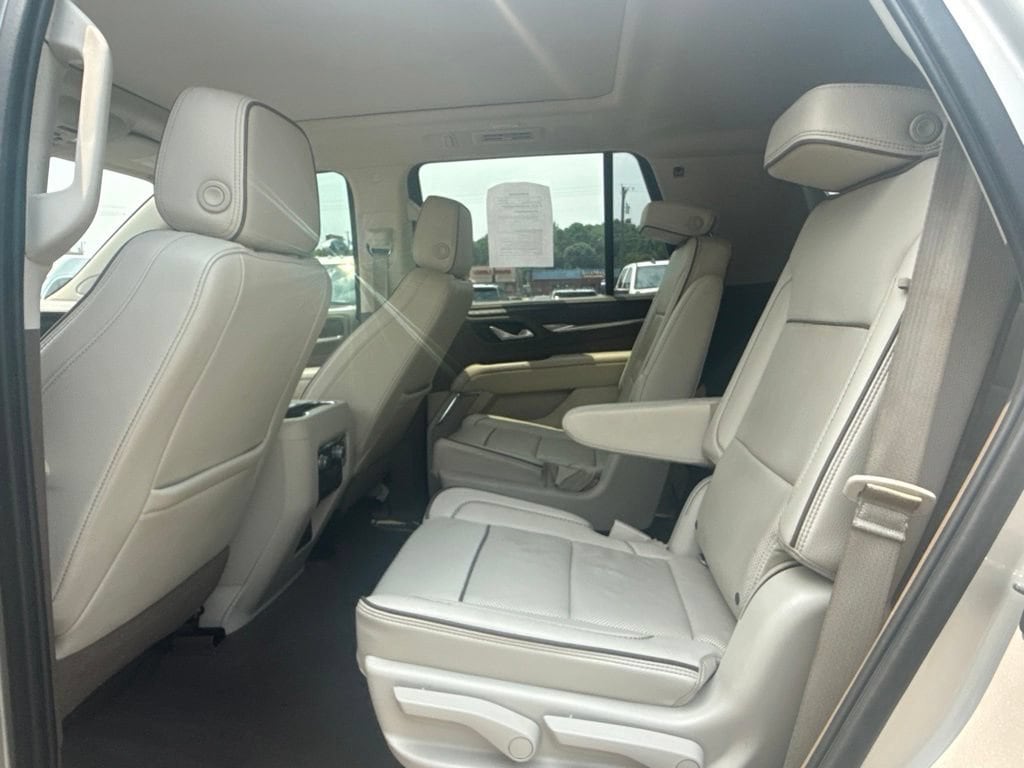 2021 GMC Yukon Denali - Photo 32