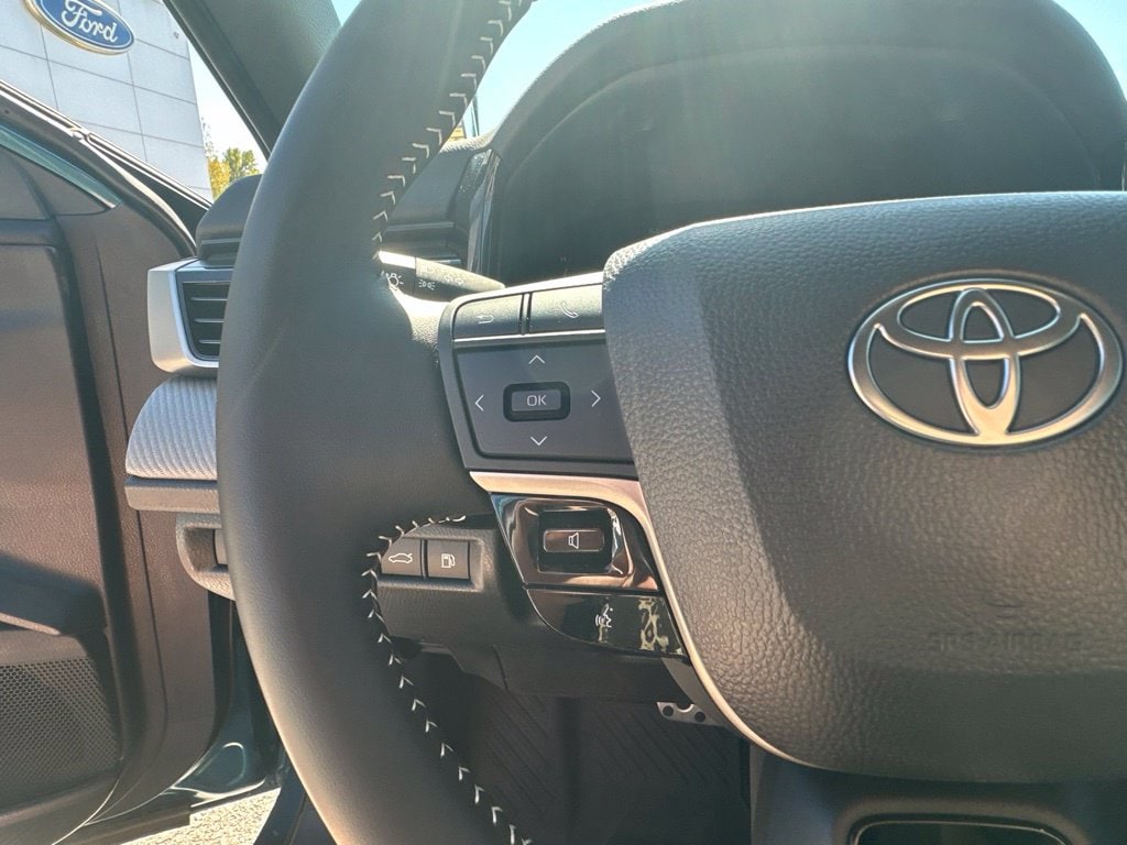 2026 Toyota Camry SE - Photo 20